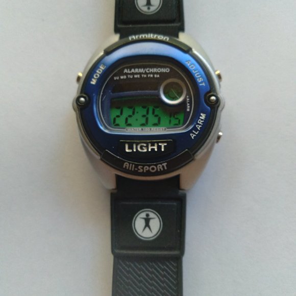 Armitron Ladies watch - Picture 2 of 7